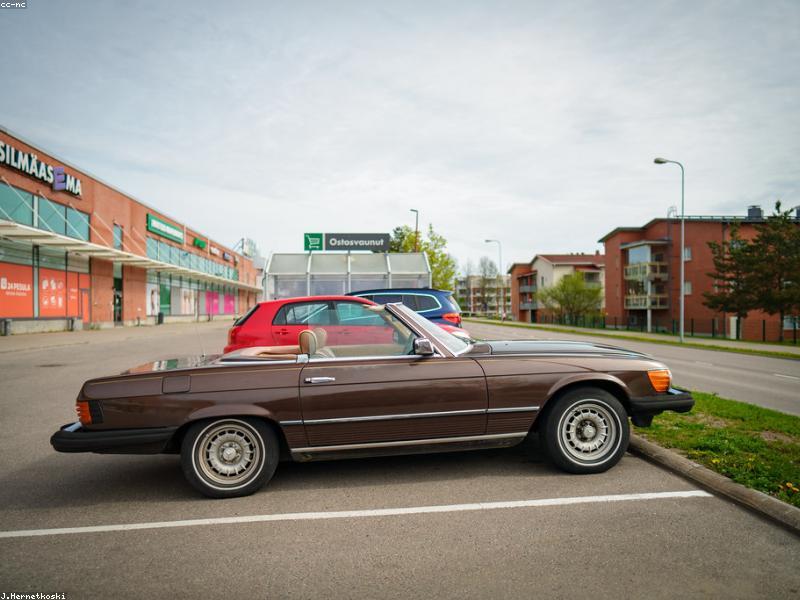 Mercedes-Benz E220d